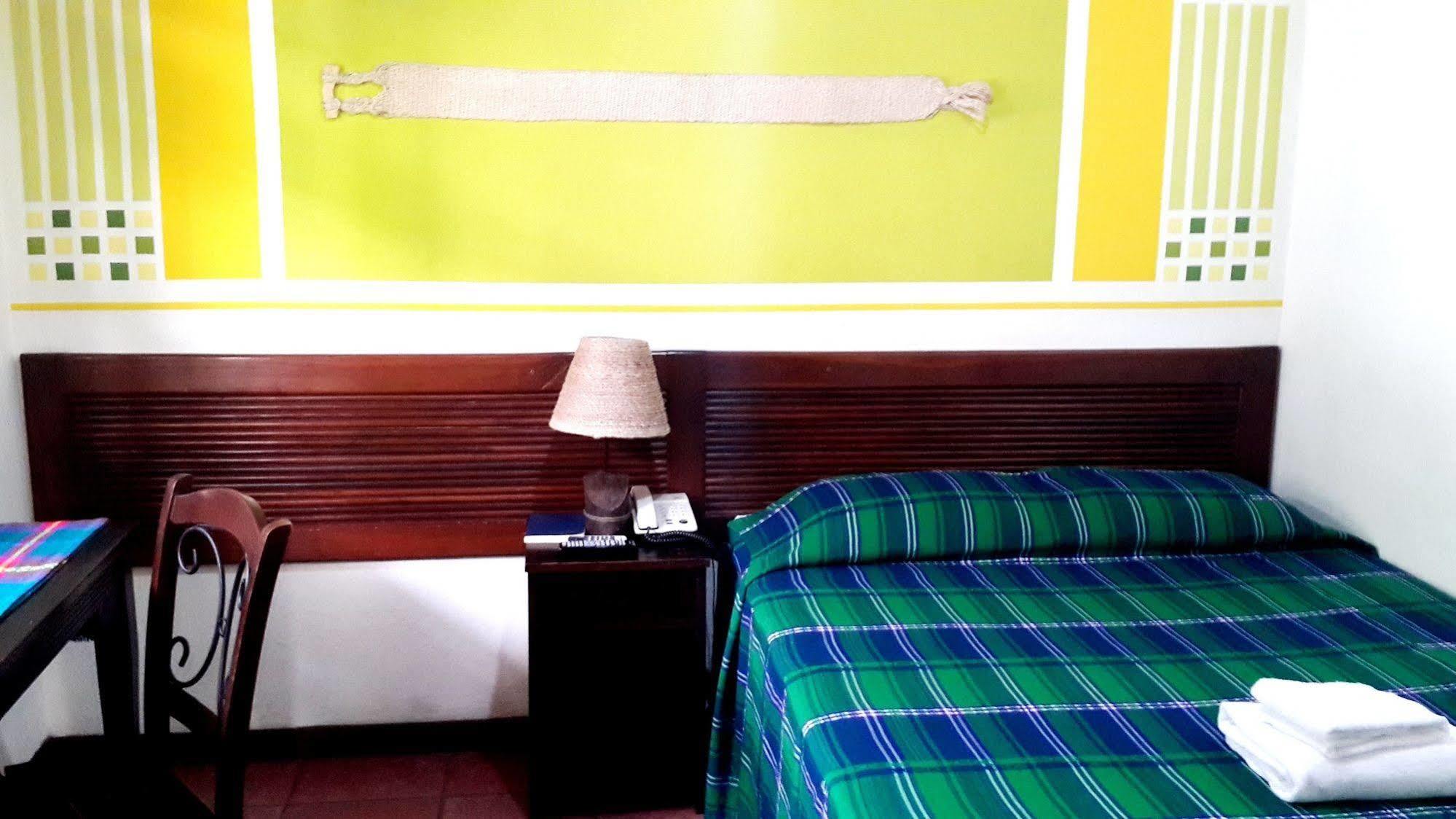 Hotel Arbol De Fuego San Salvador Luaran gambar